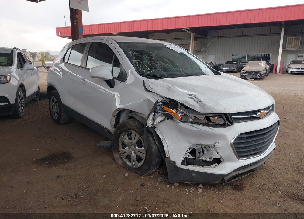 2018 CHEVROLET TRAX LS VIN: 3GNCJKSB2JL386016