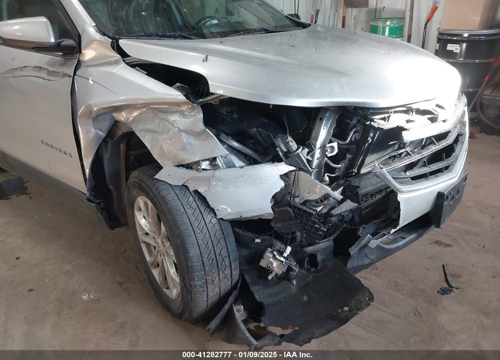 2018 CHEVROLET EQUINOX LT VIN: 2GNAXSEV4J6320583