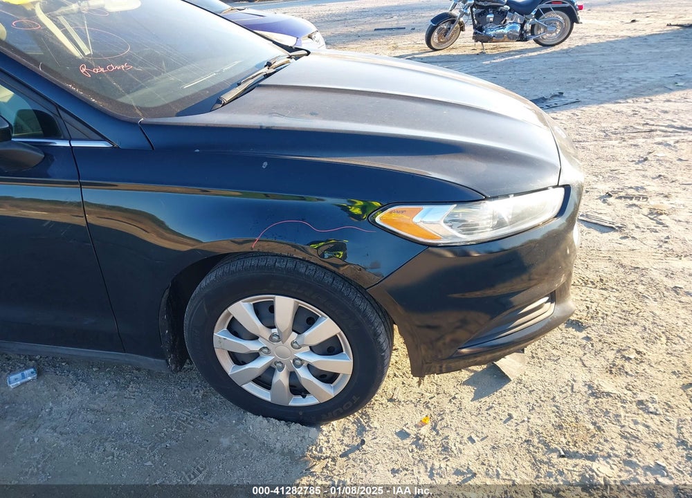 2014 FORD FUSION S VIN: 3FA6P0G76ER335091