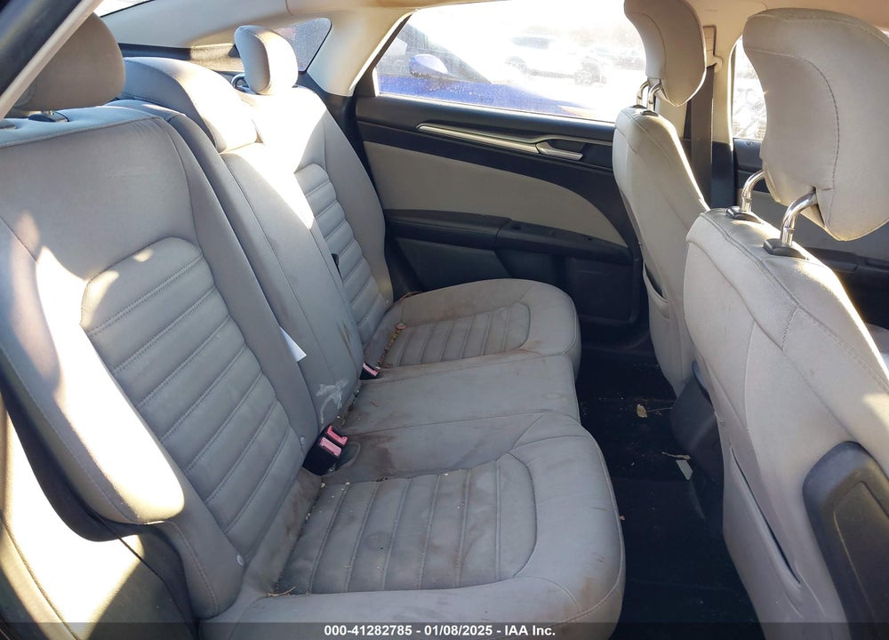 2014 FORD FUSION S VIN: 3FA6P0G76ER335091
