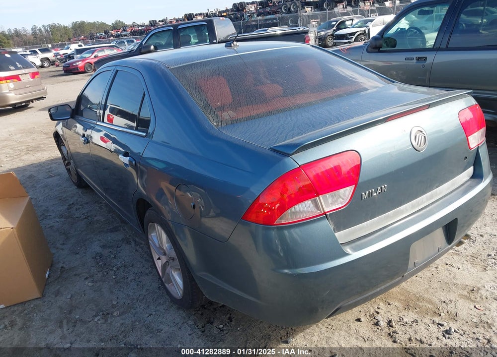 2011 MERCURY MILAN VIN: 3MEHM0HA2BR601822