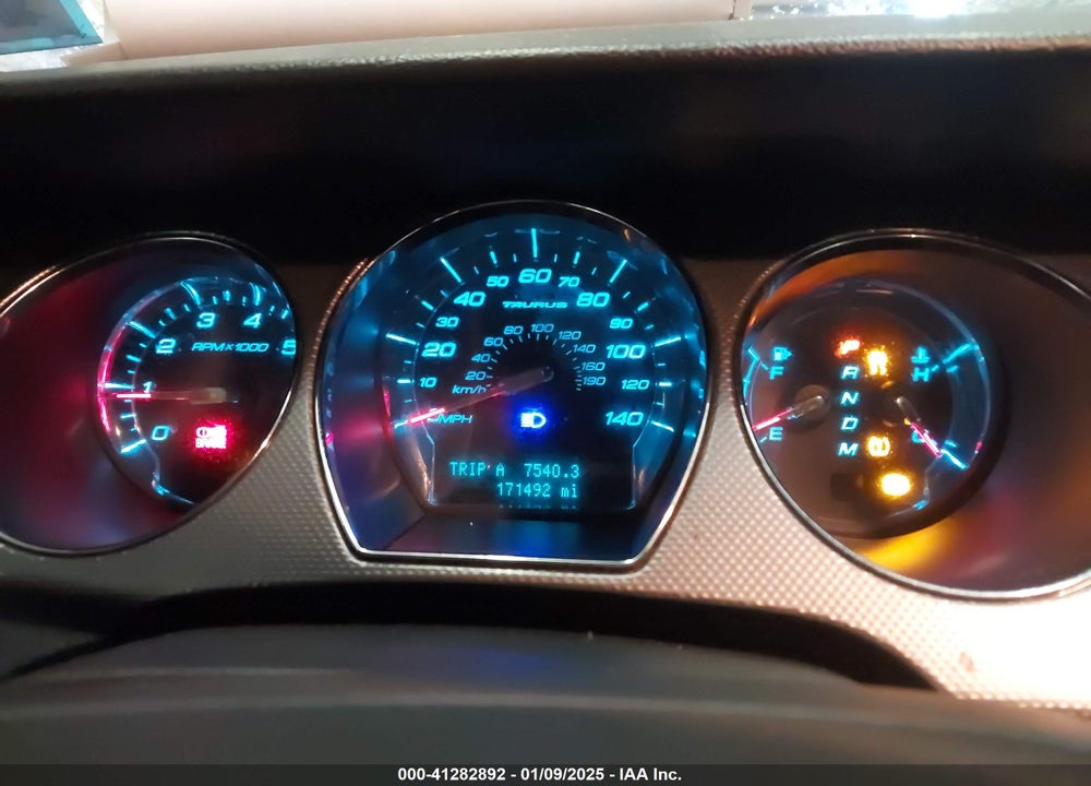 2010 FORD TAURUS VIN: 1FAHP2EW9AG126282