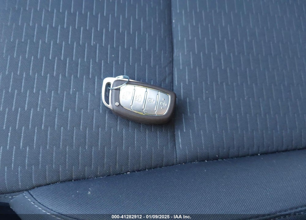2020 HYUNDAI TUCSON SPORT VIN: KM8J3CAL7LU270972