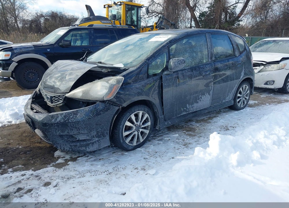 2012 HONDA FIT VIN: JHMGE8G51CS000502