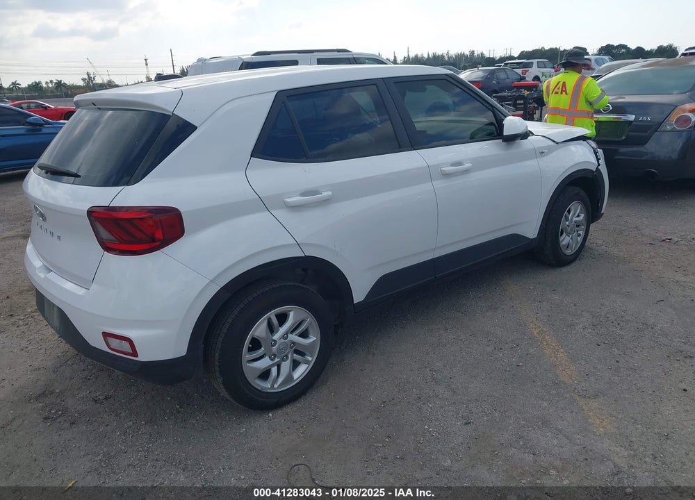 2024 HYUNDAI VENUE SE VIN: KMHRB8A39RU299269