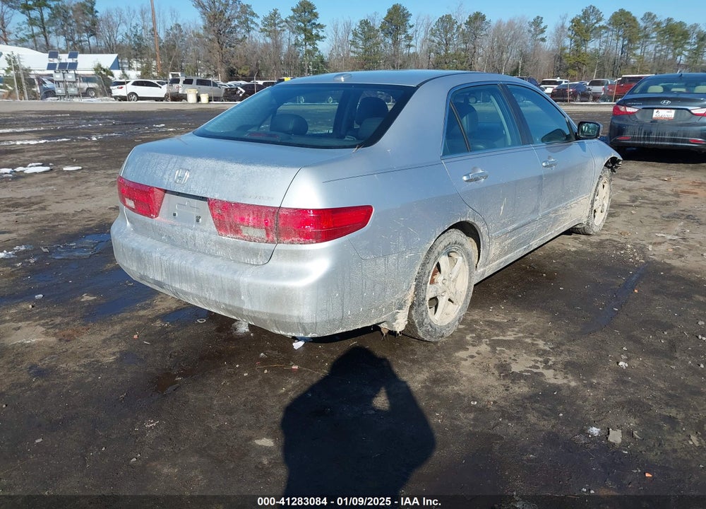 2005 HONDA ACCORD 2.4 EX VIN: 1HGCM56855A039780
