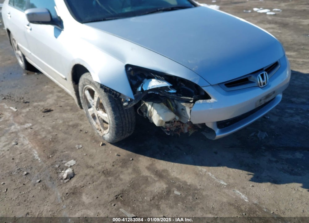2005 HONDA ACCORD 2.4 EX VIN: 1HGCM56855A039780