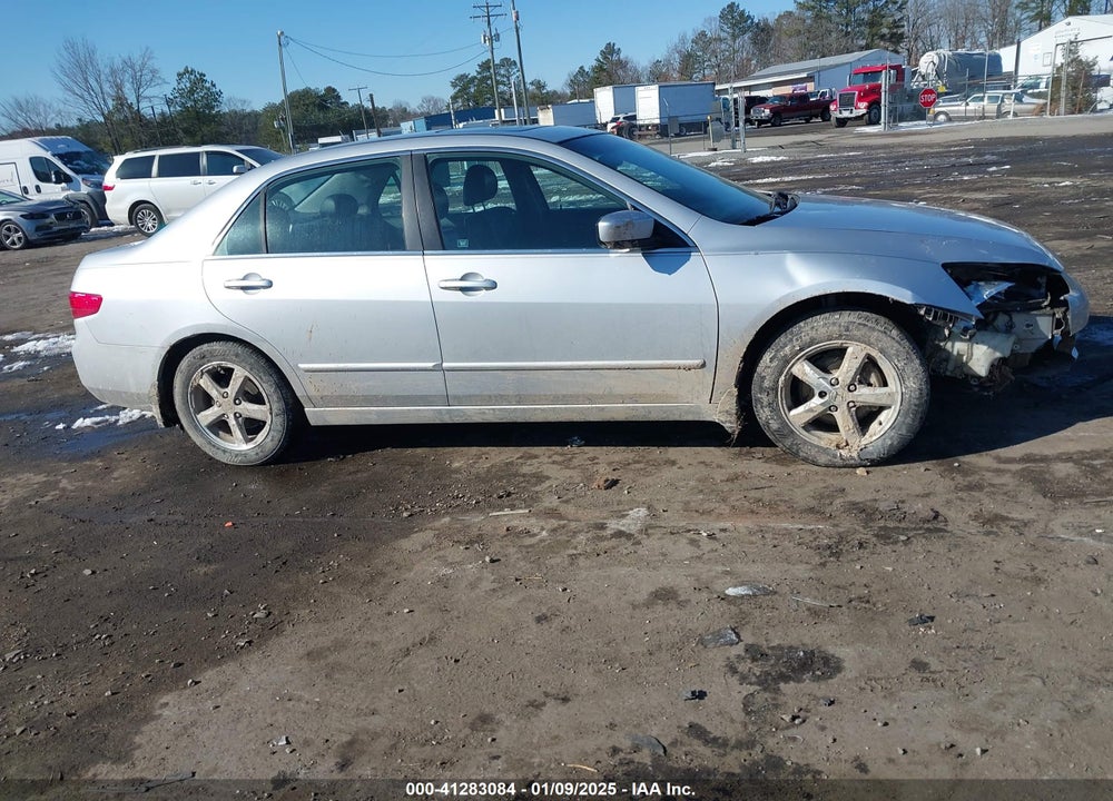 2005 HONDA ACCORD 2.4 EX VIN: 1HGCM56855A039780