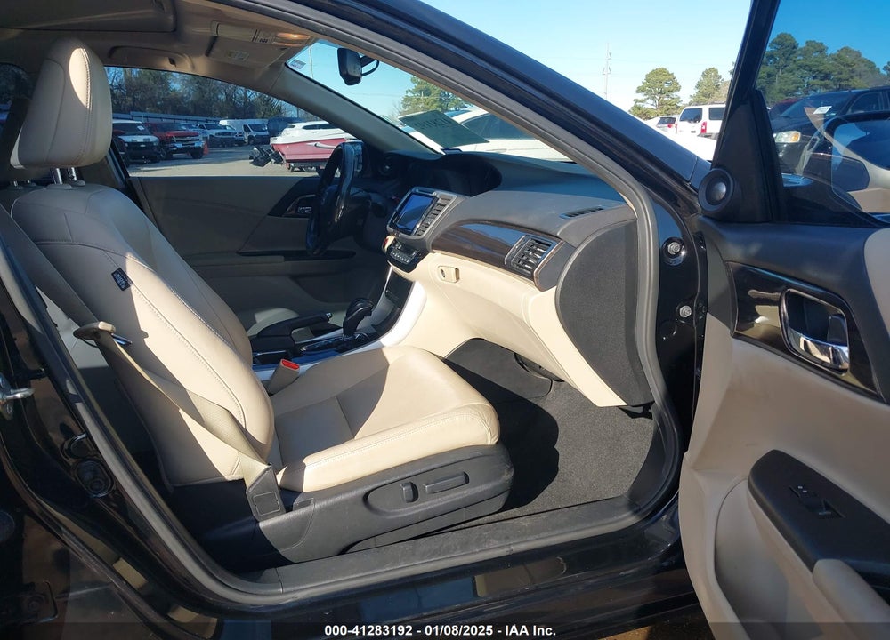 2016 HONDA ACCORD EX-L VIN: 1HGCR2F81GA049158