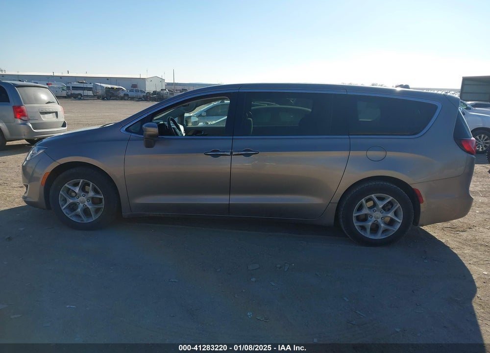 2018 CHRYSLER PACIFICA TOURING PLUS VIN: 2C4RC1FG3JR175021