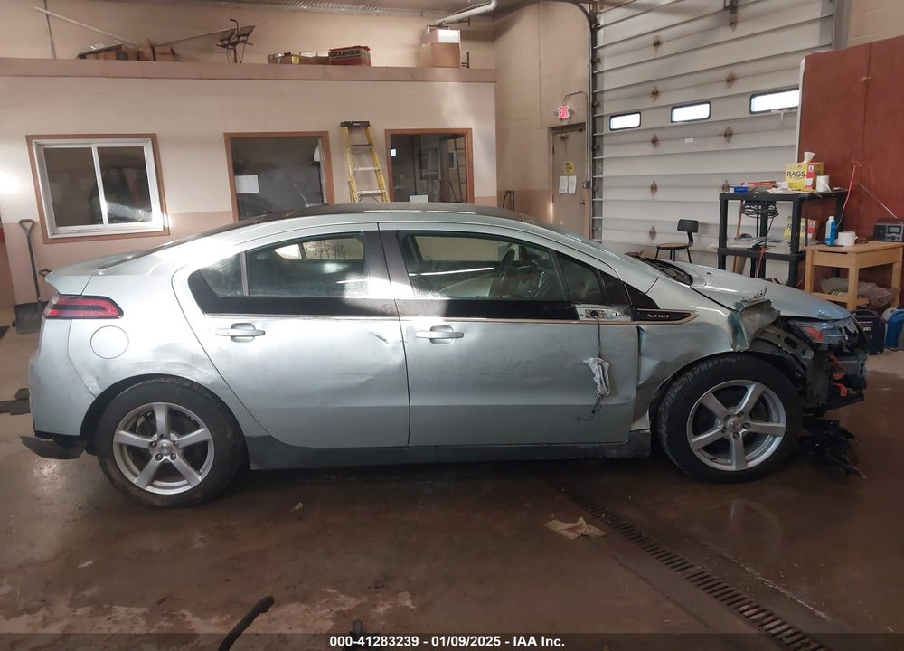 2012 CHEVROLET VOLT VIN: 1G1RB6E4XCU108437