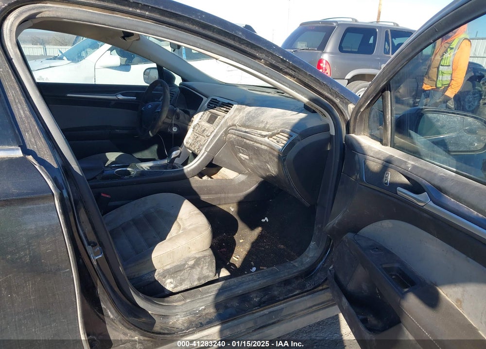 2013 FORD FUSION VIN: 3FA6P0G72DR208286