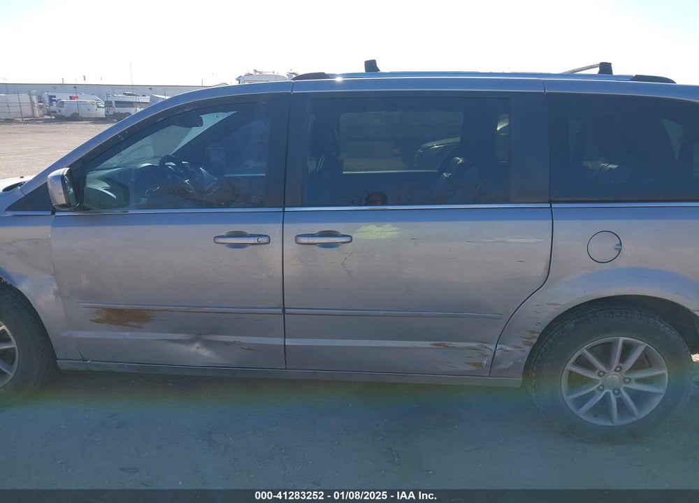 2015 DODGE GRAND CARAVAN VIN: 2C4RDGCG5FR690520