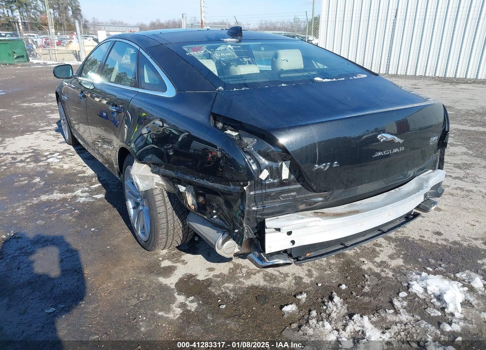 2017 JAGUAR XJ XJL PORTFOLIO VIN: SAJWJ2GD3H8W11358
