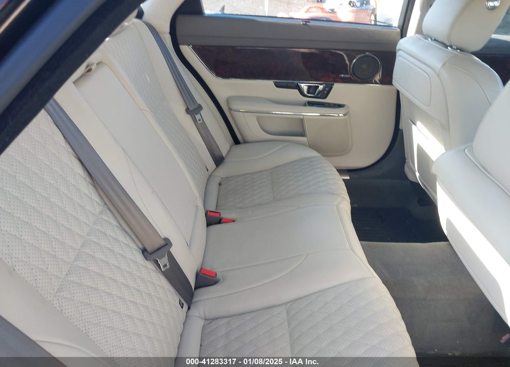 2017 JAGUAR XJ XJL PORTFOLIO VIN: SAJWJ2GD3H8W11358
