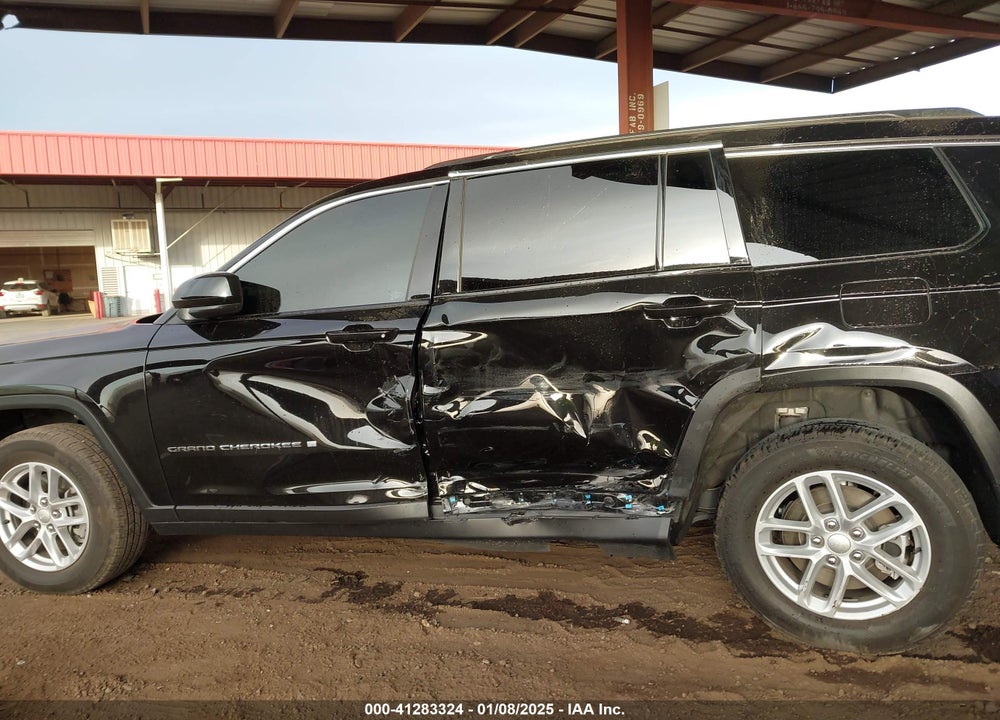 2023 JEEP GRAND CHEROKEE L LAREDO X 4X4 VIN: 1C4RJKAG2P8898513