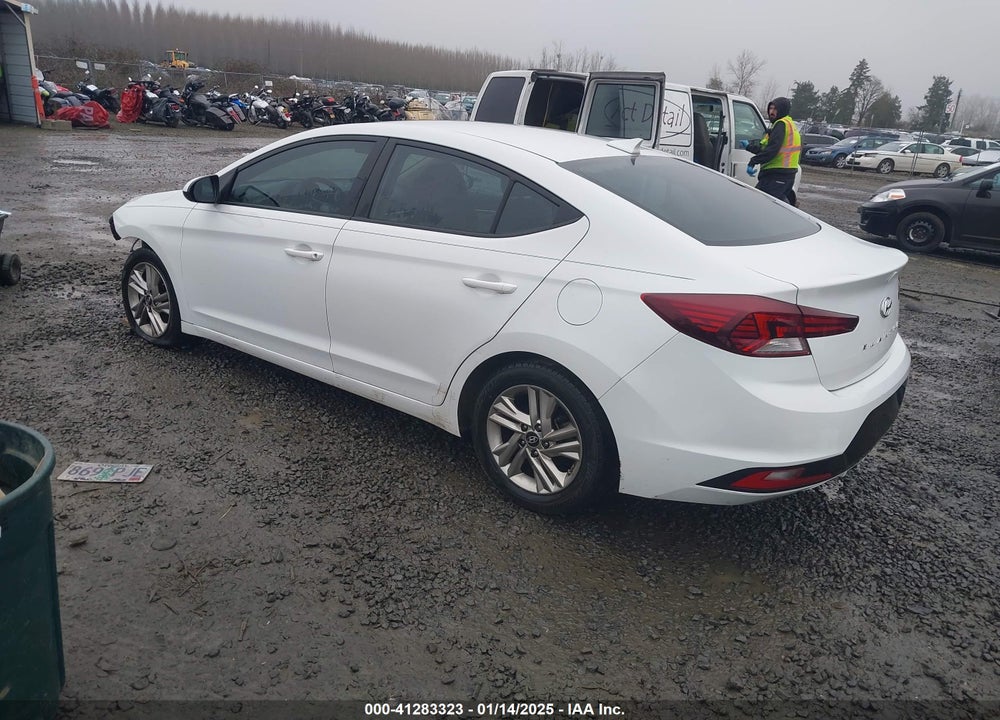 2019 HYUNDAI ELANTRA VIN: 5NPD84LF3KH434095