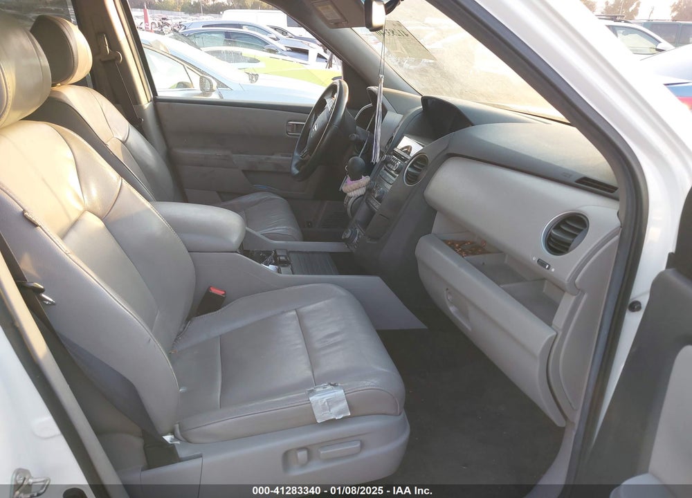 2012 HONDA PILOT TOURING VIN: 5FNYF3H9XCB027136