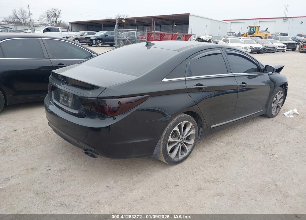 2013 HYUNDAI SONATA VIN: 5NPEC4AB8DH608457