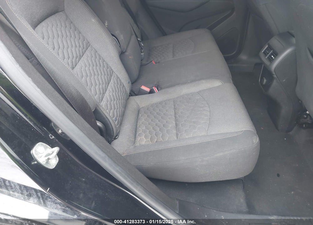 2018 CHEVROLET EQUINOX LT VIN: 2GNAXJEV4J6318732