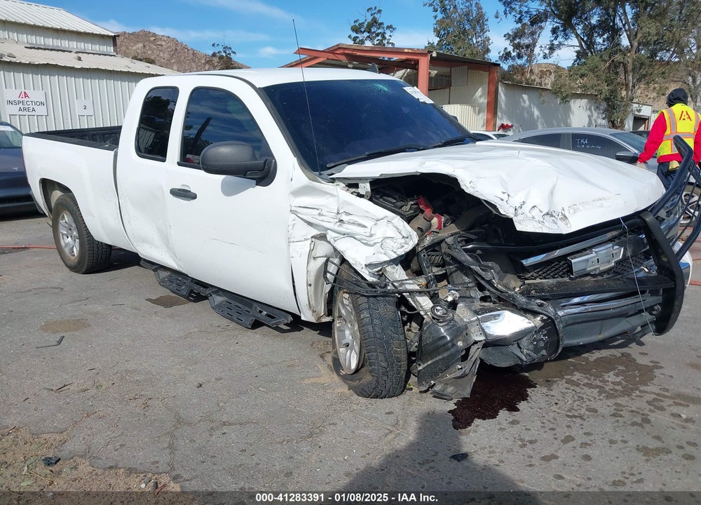 2011 CHEVROLET SILVERADO 1500 LS VIN: 1GCRCREA0BZ131481