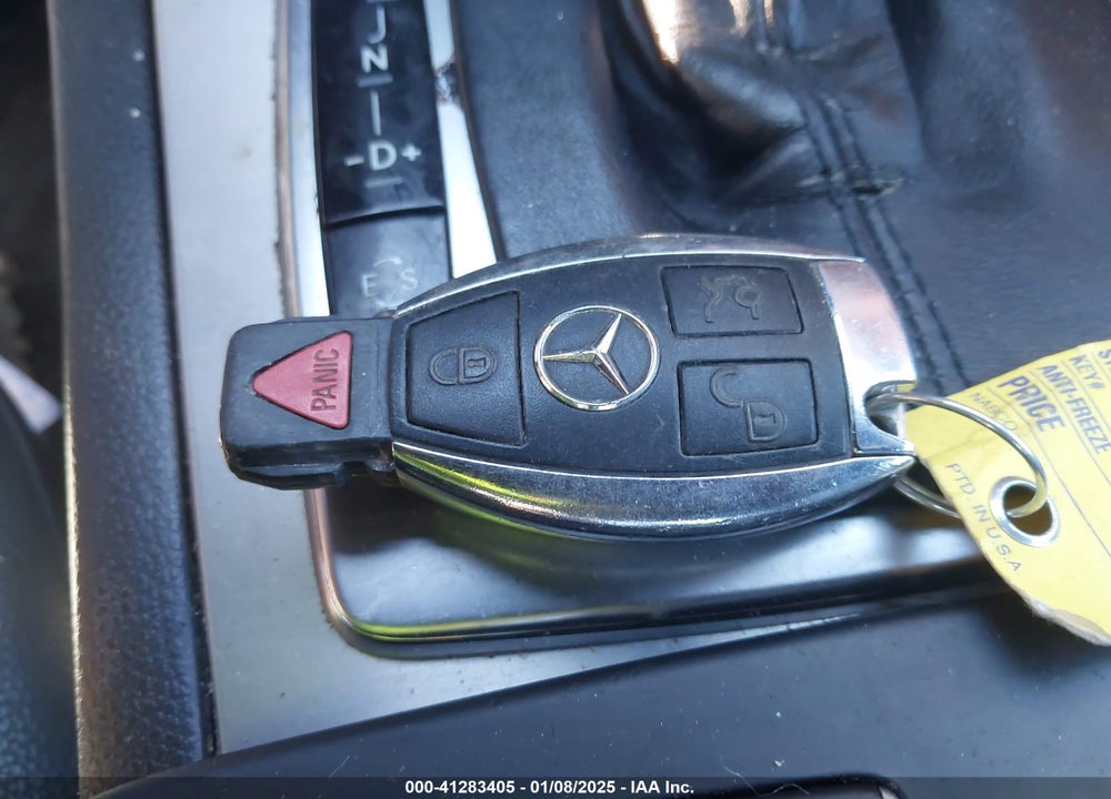 2013 MERCEDES-BENZ C 250 LUXURY/SPORT VIN: WDDGF4HB9DR248362