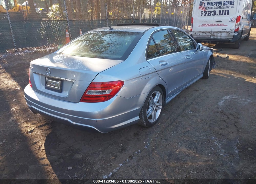 2013 MERCEDES-BENZ C 250 LUXURY/SPORT VIN: WDDGF4HB9DR248362