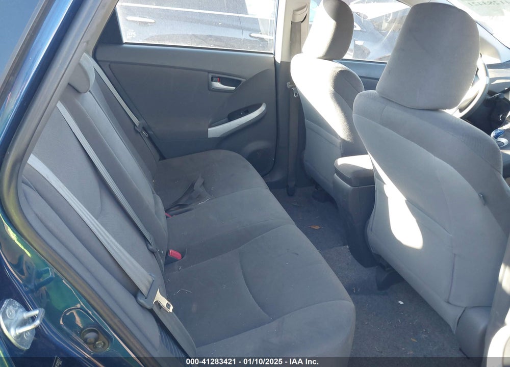 2011 TOYOTA PRIUS TWO VIN: JTDKN3DU0B5328517