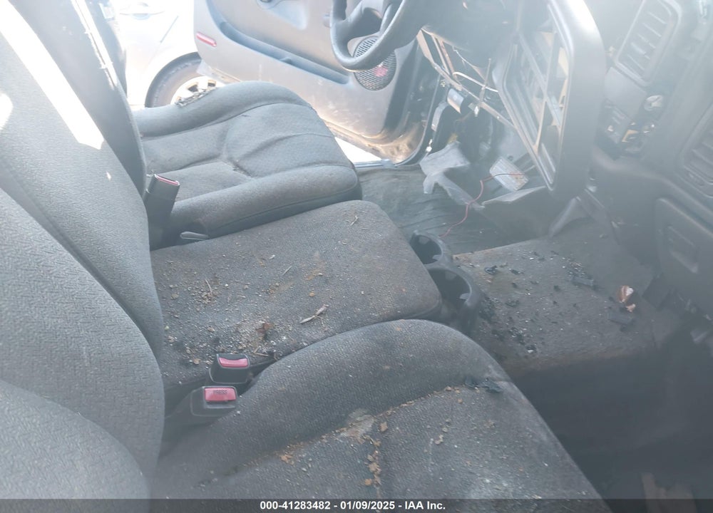 2003 CHEVROLET SILVERADO 1500 VIN: 2GCEC19XX31352031