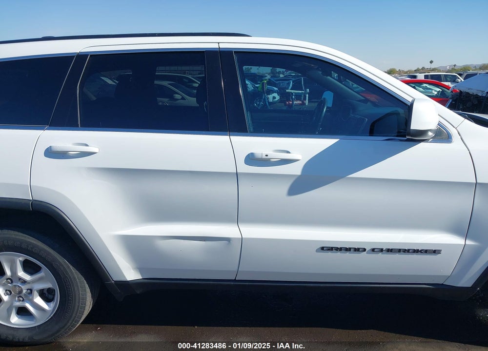 2017 JEEP GRAND CHEROKEE LAREDO 4X2 VIN: 1C4RJEAG8HC916819