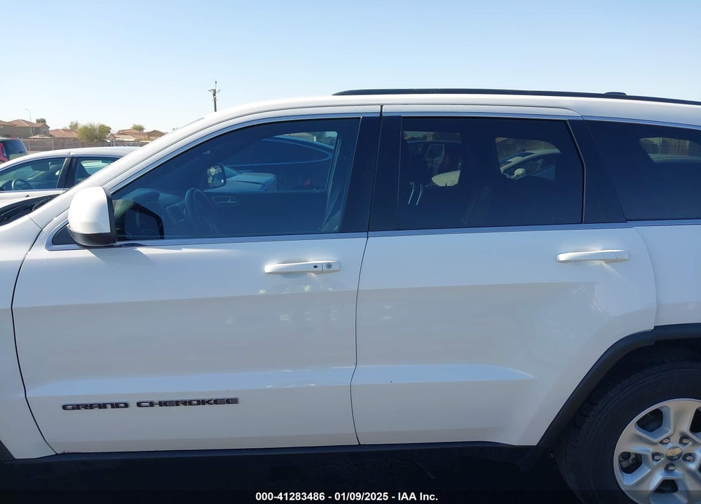 2017 JEEP GRAND CHEROKEE LAREDO 4X2 VIN: 1C4RJEAG8HC916819