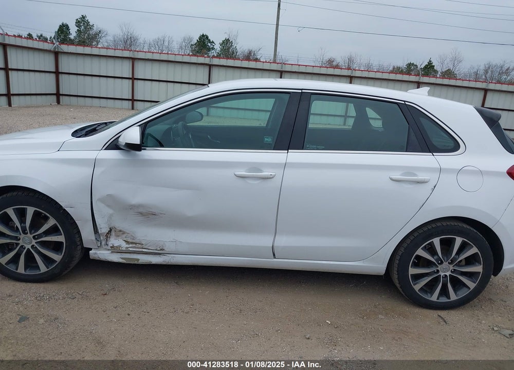 2019 HYUNDAI ELANTRA GT VIN: KMHH35LE3KU094753