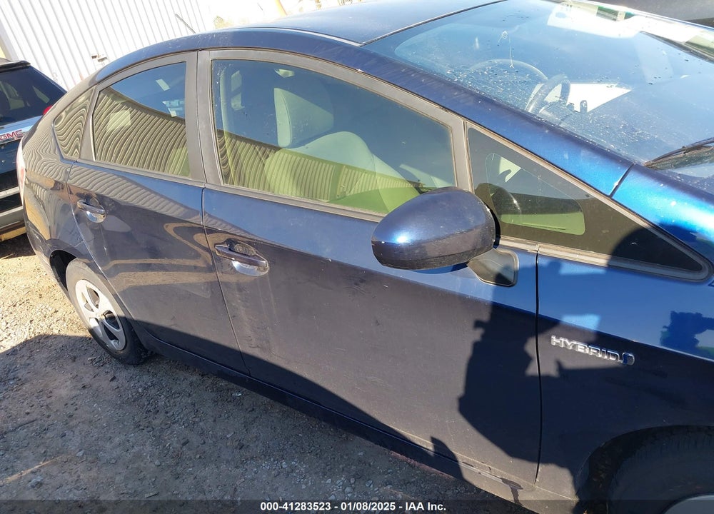 2013 TOYOTA PRIUS THREE VIN: JTDKN3DU0D1640332