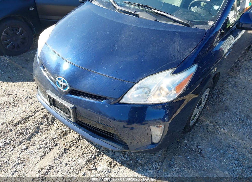 2013 TOYOTA PRIUS THREE VIN: JTDKN3DU0D1640332