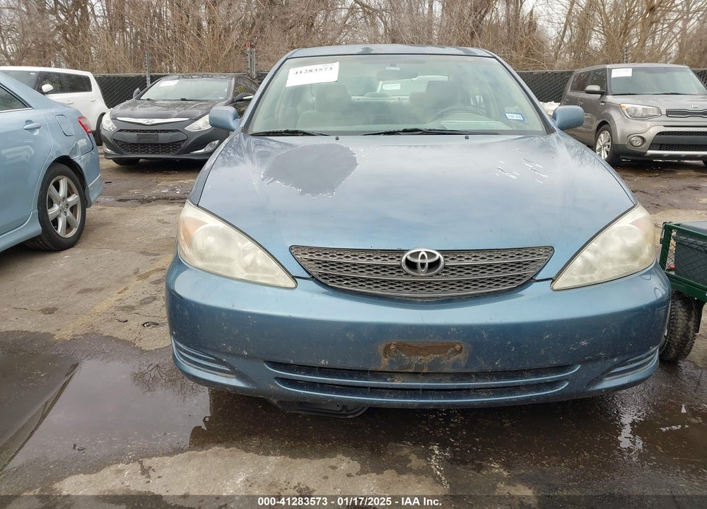 2002 TOYOTA CAMRY LE VIN: 4T1BE32K92U569897