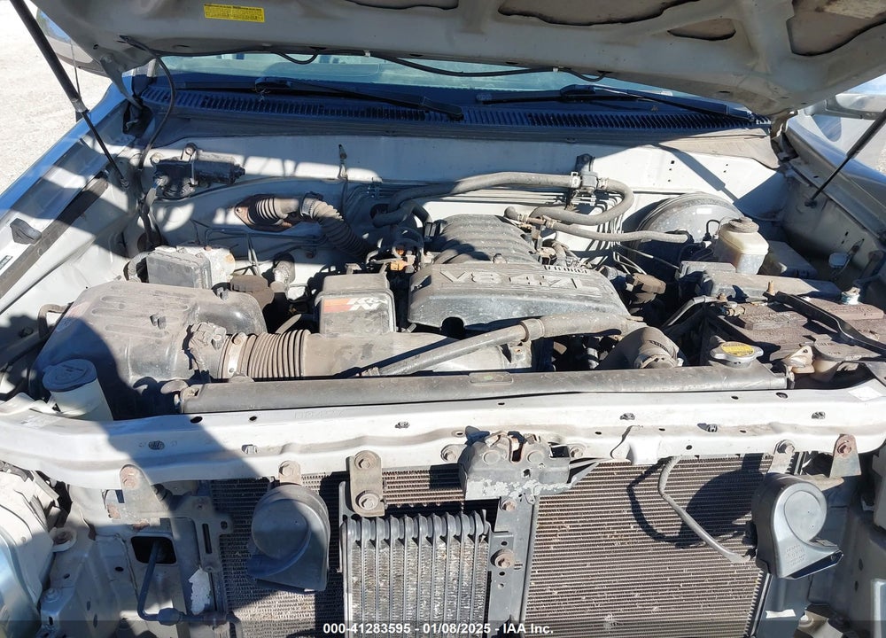 2005 TOYOTA TUNDRA SR5 V8 VIN: 5TBDT44175S476522