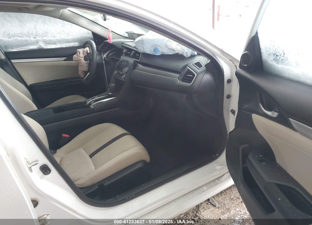 2016 HONDA CIVIC VIN: 19XFC2F71GE002228