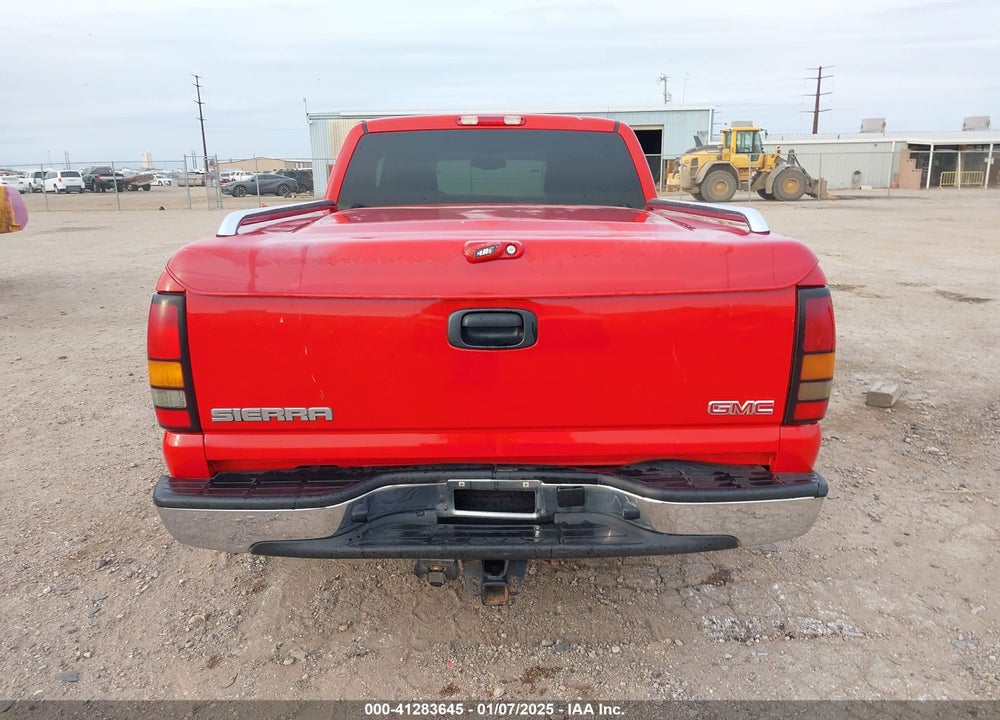 2005 GMC SIERRA 1500 SLT VIN: 1GTEC19T35Z355604