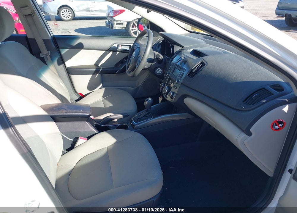 2013 KIA FORTE EX VIN: KNAFU4A24D5685731