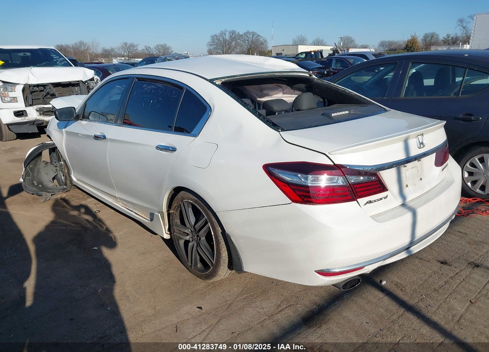 2017 HONDA ACCORD VIN: 1HGCR2F56HA019192