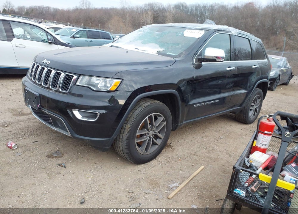 2017 JEEP GRAND CHEROKEE VIN: 1C4RJFBG9HC852083