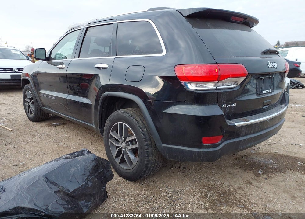2017 JEEP GRAND CHEROKEE VIN: 1C4RJFBG9HC852083