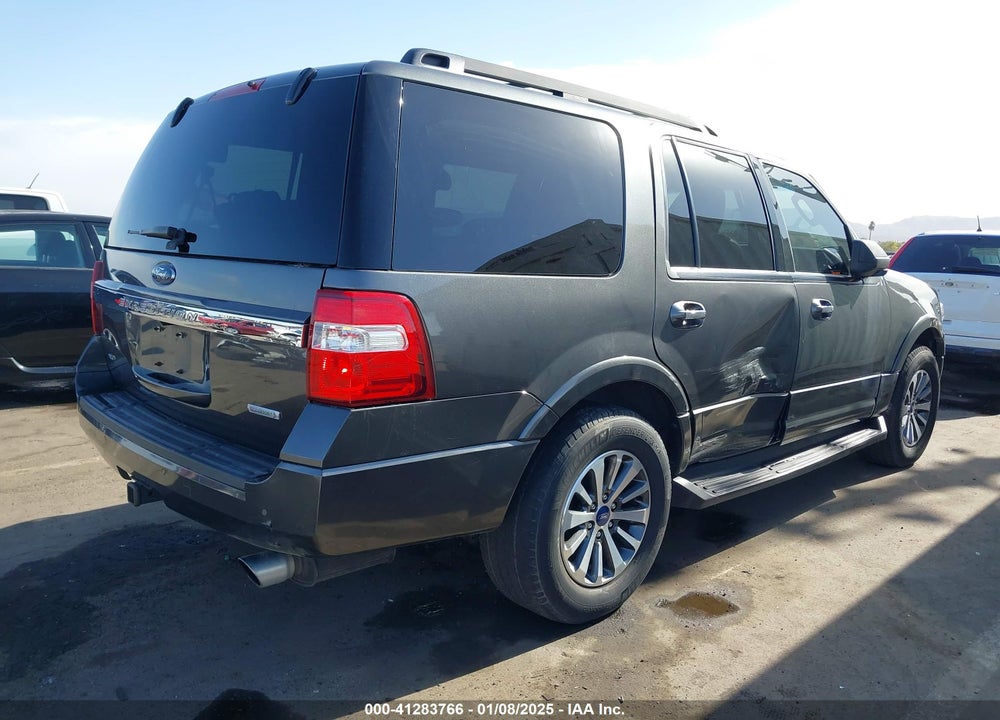 2017 FORD EXPEDITION XLT VIN: 1FMJU1HT8HEA78260
