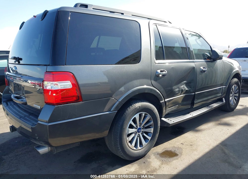 2017 FORD EXPEDITION XLT VIN: 1FMJU1HT8HEA78260