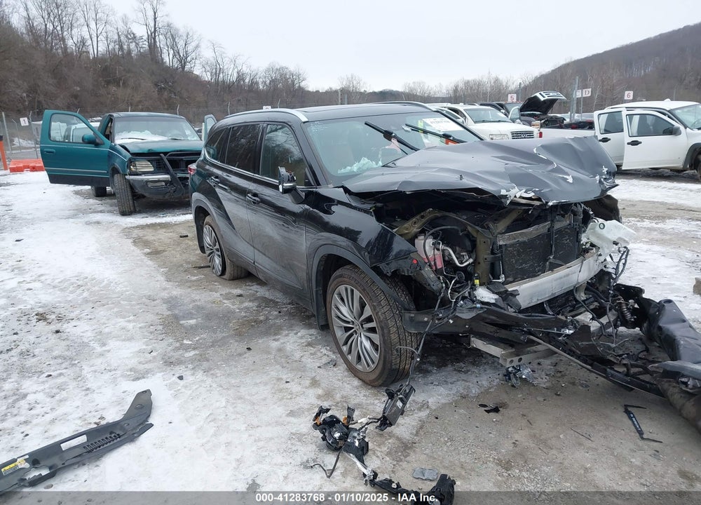 2021 TOYOTA HIGHLANDER PLATINUM VIN: 5TDFZRBH7MS092492