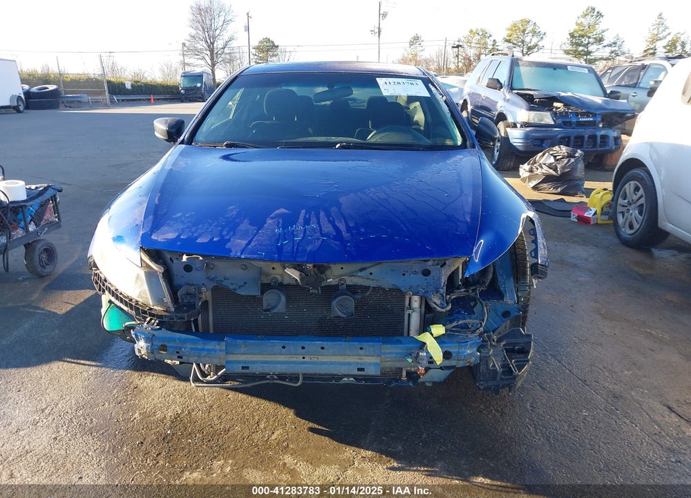 2011 HONDA ACCORD VIN: 1HGCS1A76BA015688