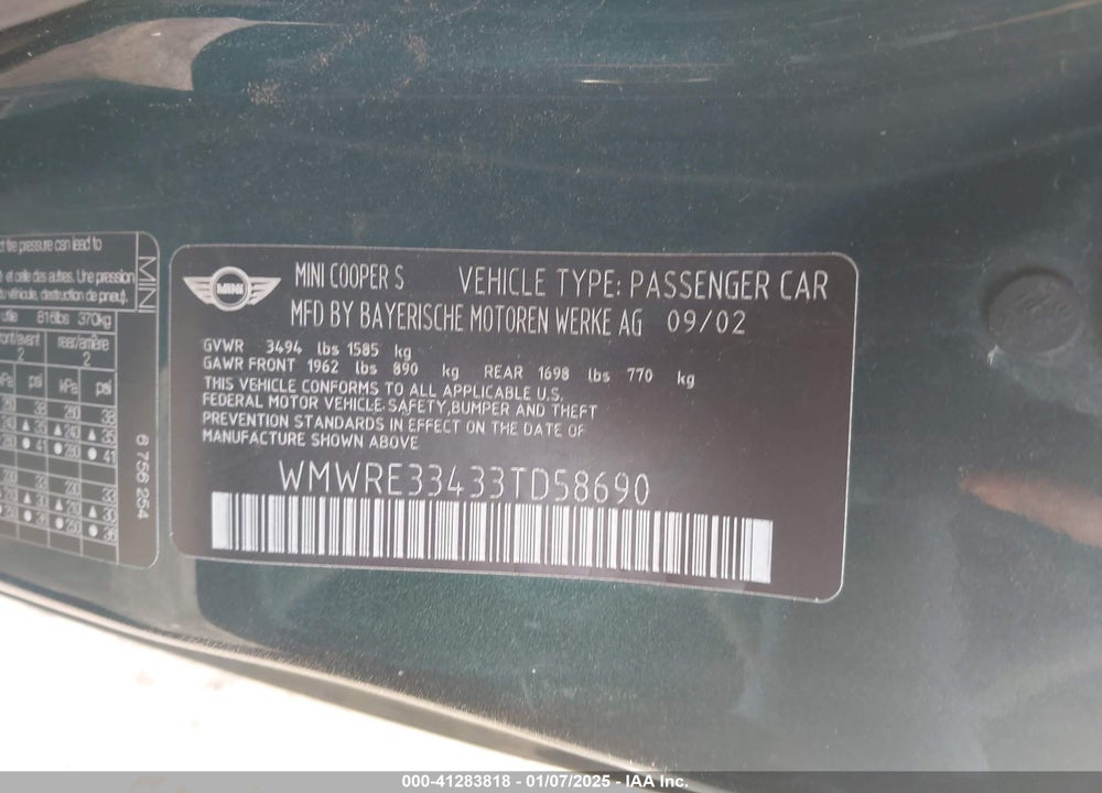 2003 MINI COOPER S VIN: WMWRE33433TD58690