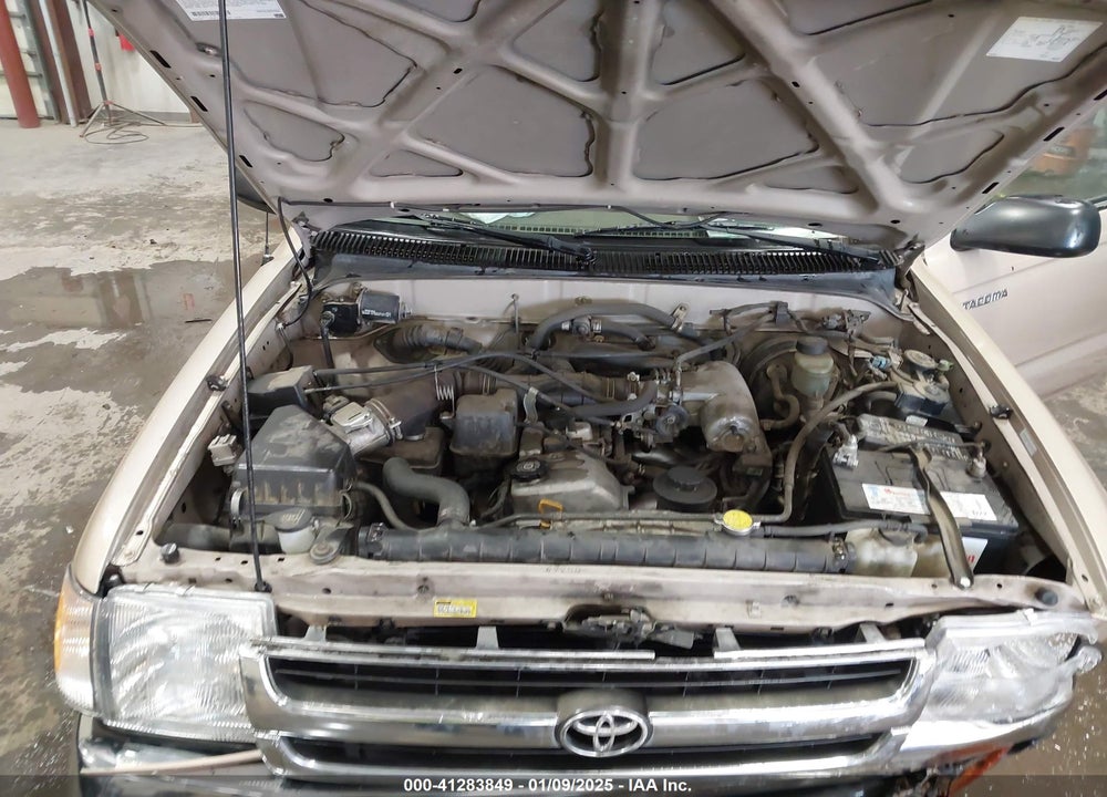 2000 TOYOTA TACOMA VIN: 4TAVL52N7YZ622665