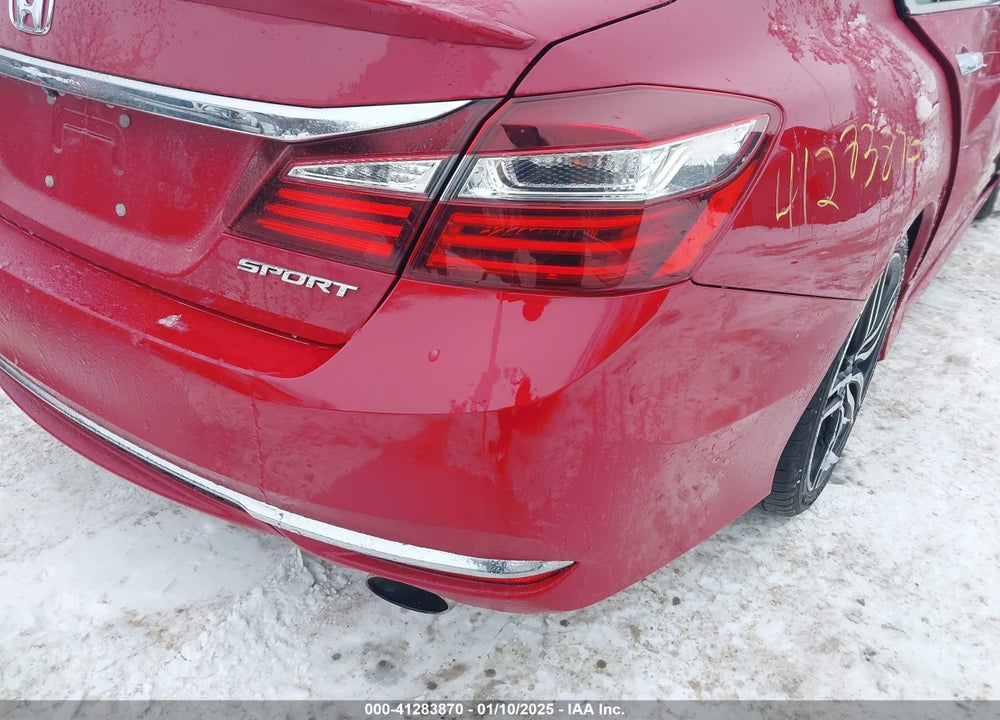 2016 HONDA ACCORD VIN: 1HGCR2F50GA193239
