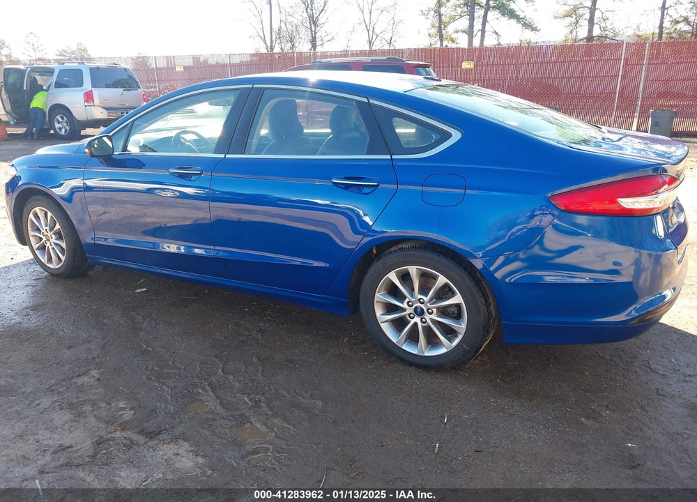 2017 FORD FUSION VIN: 3FA6P0HD6HR122831